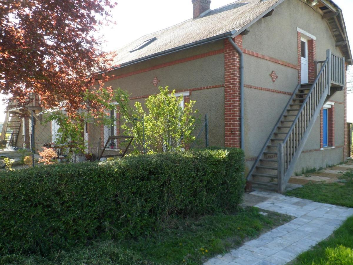 L'Etape De St Hilaire La Gravelle Bed & Breakfast Saint-Hilaire-la-Gravelle Exterior foto